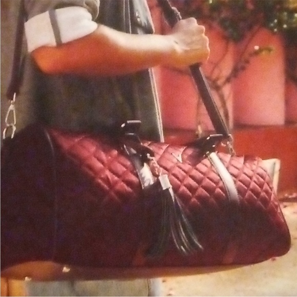 Vanessa Williams quilted duffle bag NWT - Picture 14 of 14